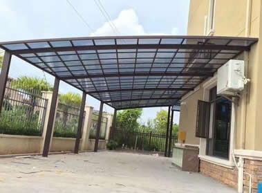 山東怡墅鋁合金電動(dòng)車棚 專業(yè)制造與有色金屬壓延加工的完美結(jié)合